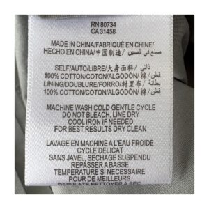 Romper gris perla bordado con flores BCBGeneration, estilo soft girl. Talla 0