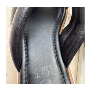 Sandalias Slide Vince Camuto negras en talla 23. Puffys y estilo minimalista ideales para vacaciones y crucero