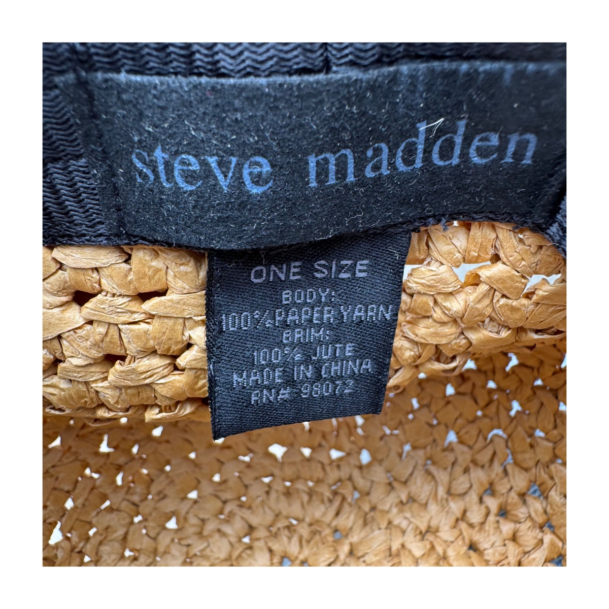 Fedora en tonos tierra de la marca Steve Madden. Unitalla . Estilo cottagecore, coastal grandama y peasant