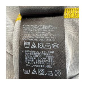 Tee marca North Face gris mate en talla XS manga corta outdoor técnico. Estilo luxy athleisure