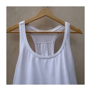 ank top yoga blanco de la marca Lululemon en talla S y estilo athleisure